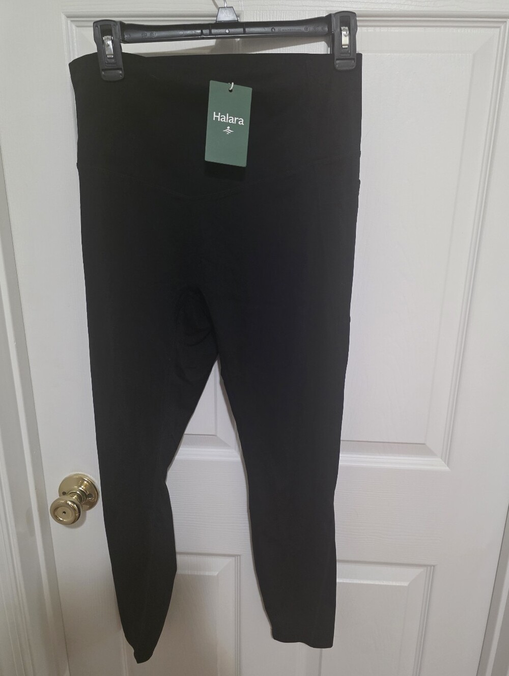 Halara High-Waist Black Leggings 7/8 Length